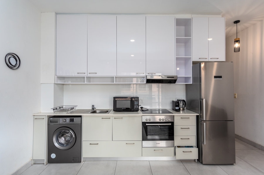 1 Bedroom Property for Sale in Gardens Western Cape